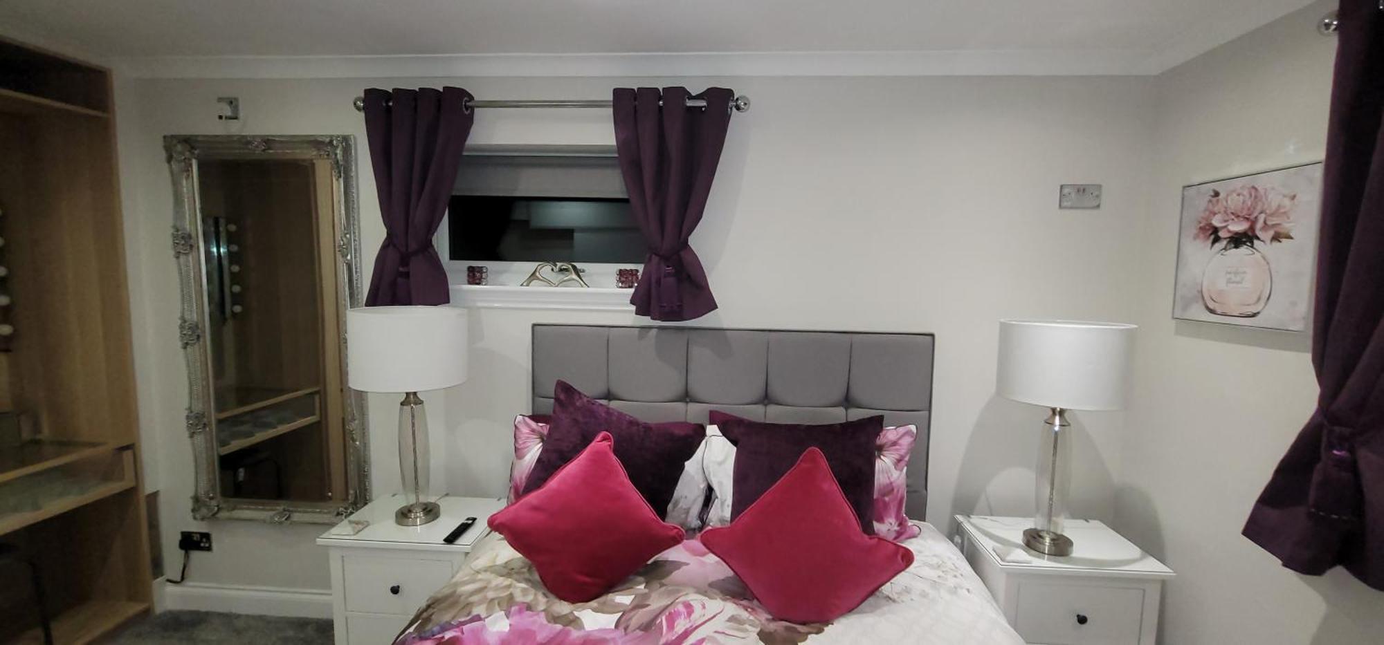 4 Private Bedroom House With 3 Parking Spaces Free Perth Exteriör bild